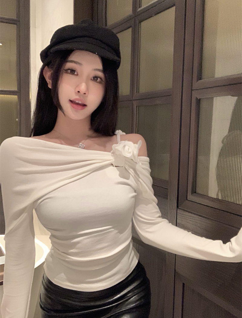 Stereoscopic T-shirt enticement tops for women