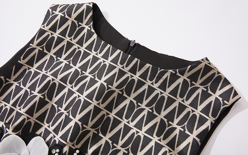 Embroidery beading jacquard sleeveless slim all-match dress