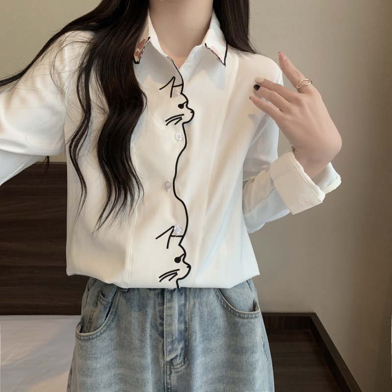 White Western style kitty embroidery college style shirt