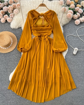 Hollow long France style puff sleeve spring fold dress