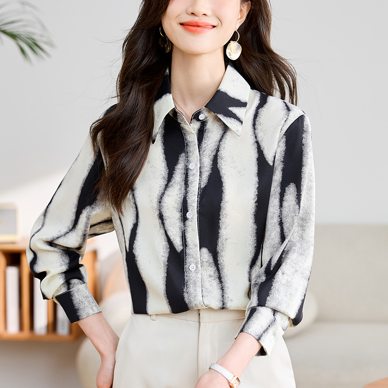 Spring and autumn Casual shirt fashion tops for women