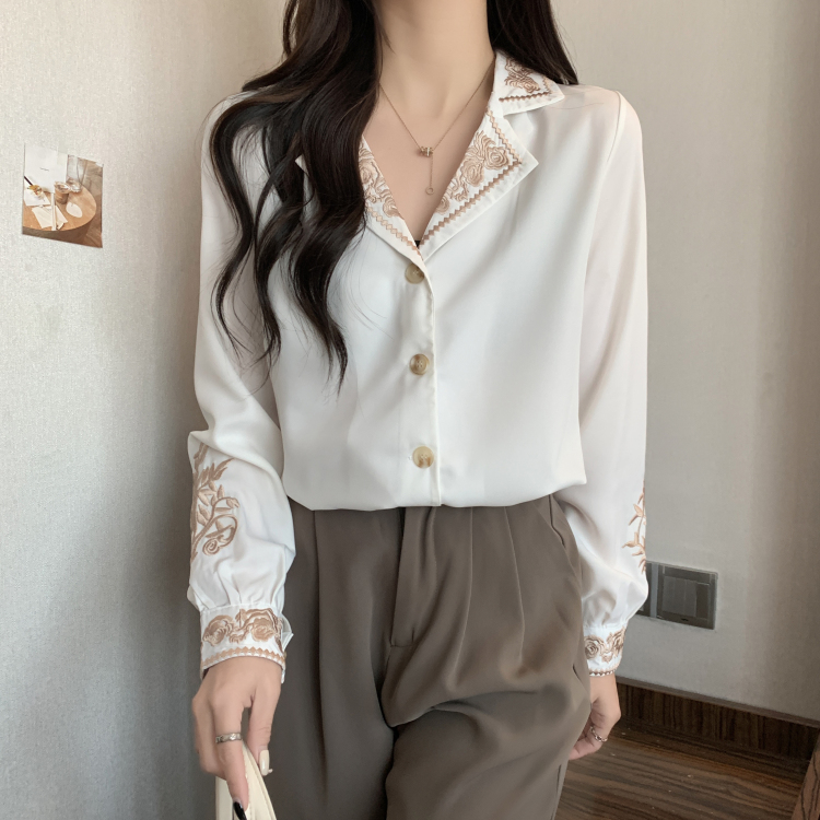 Embroidery business suit Chinese style shirt