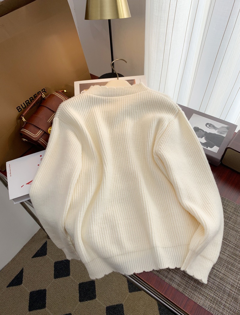Show young knitted sweater round neck cardigan for women