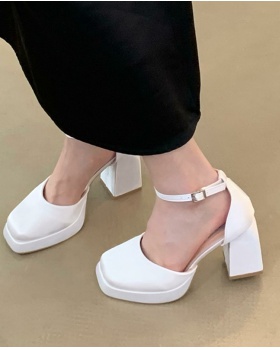 Square head white high-heeled shoes cingulate shoes