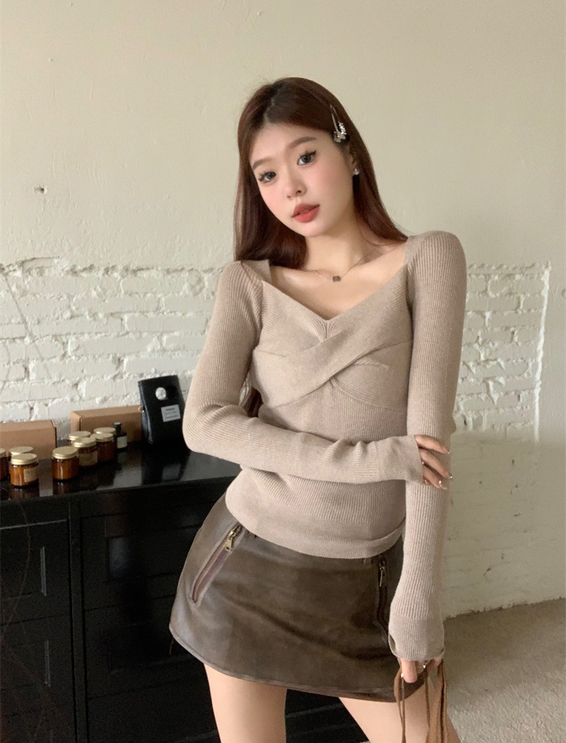 All-match V-neck knitted cross enticement tops for women