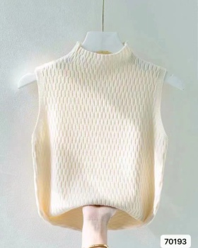 Temperament elegant knitted half high collar unique grain vest