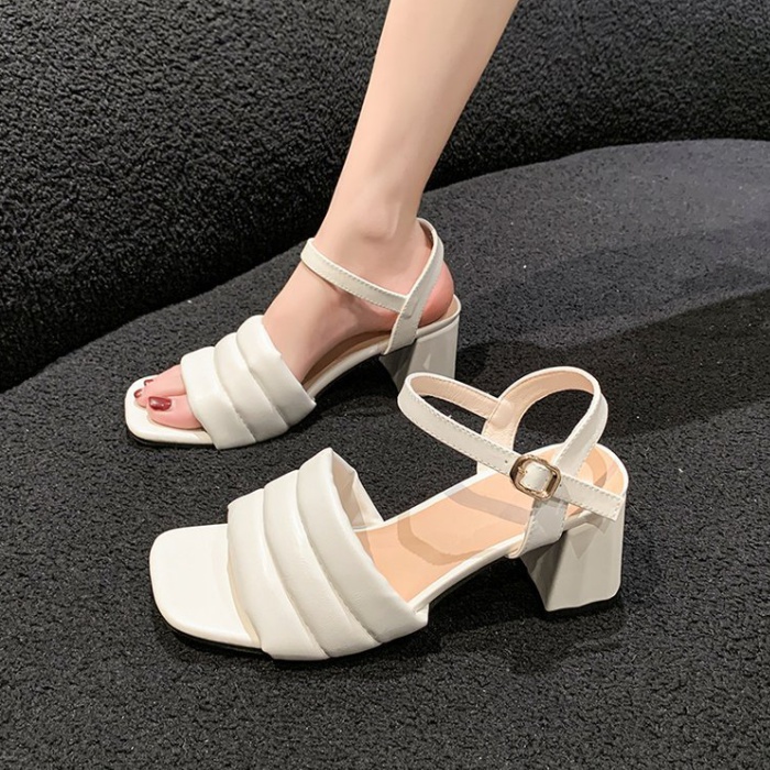 Fashion spring and autumn Korean style square head sandals