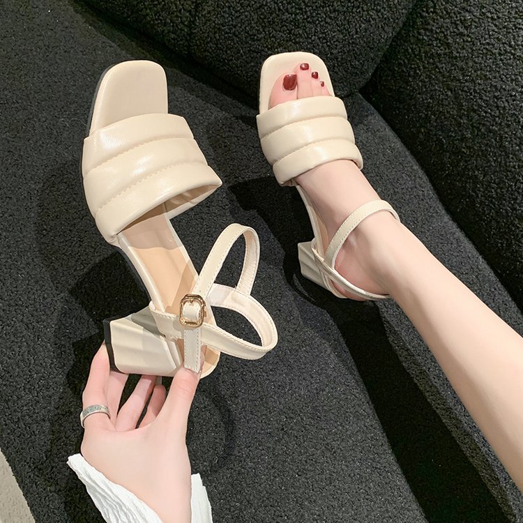 Fashion spring and autumn Korean style square head sandals