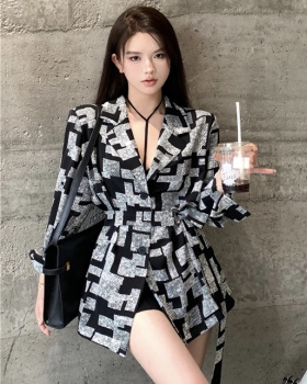 Loose queen tops fashion geometry business suit