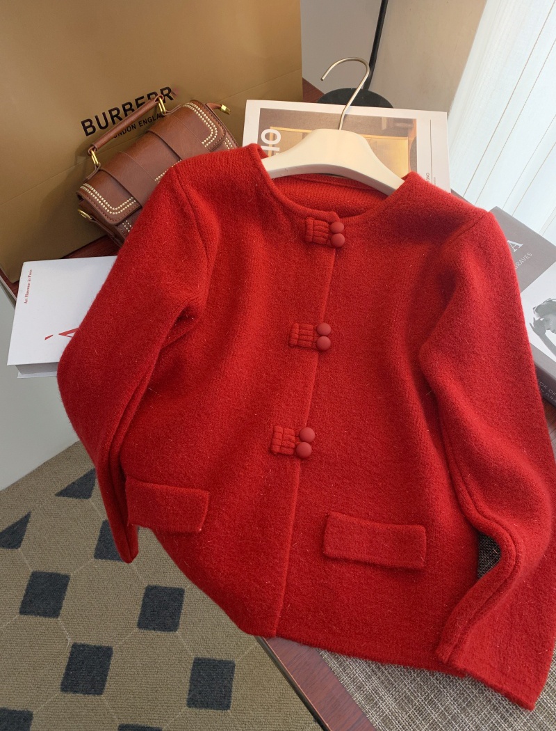 Red knitted inside the ride coat small fellow spring sweater