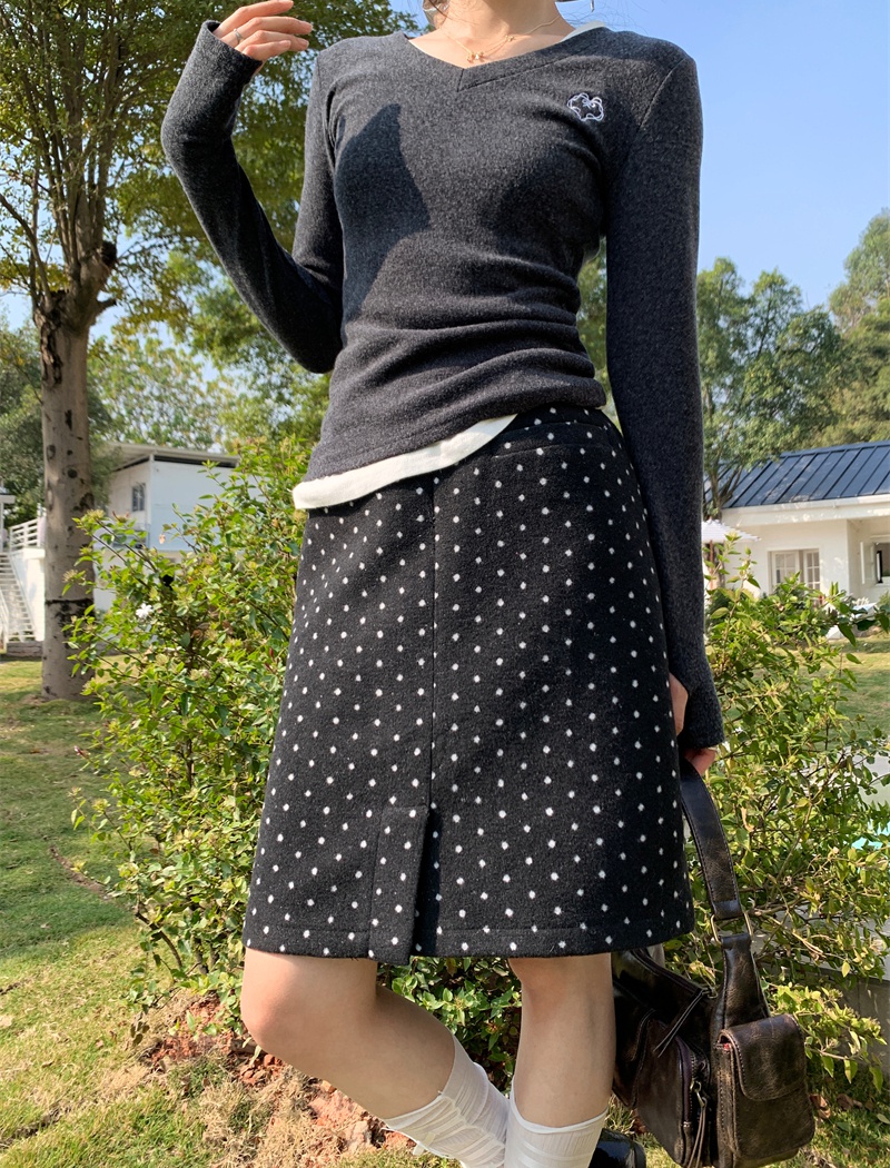 Polka dot A-line skirt woolen split short skirt