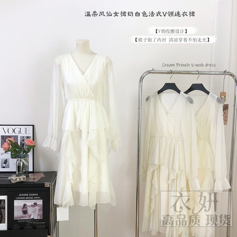 White spring beautiful tender France style temperament dress
