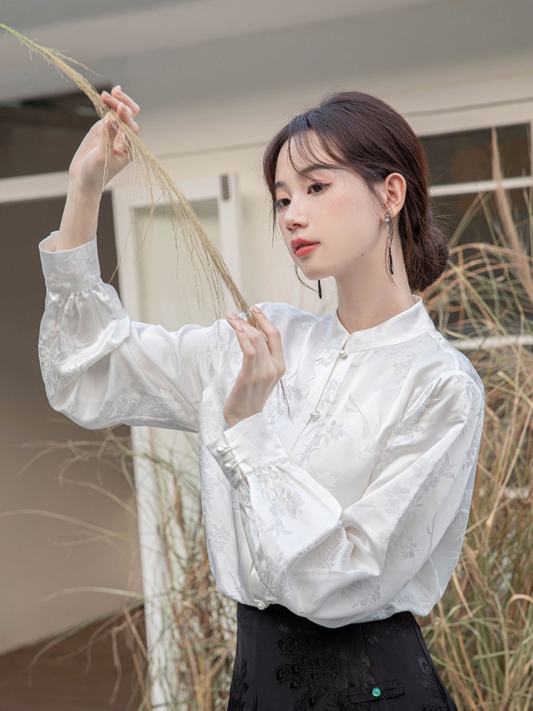 White spring shirt cstand collar tops for women