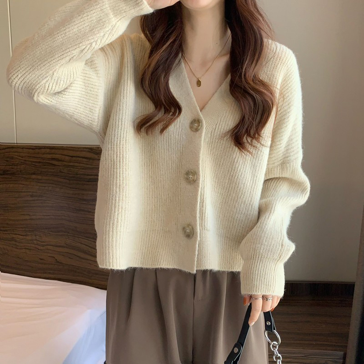 Loose lazy tops long sleeve V-neck sweater for women