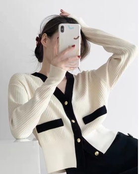 Short retro V-neck chanelstyle knitted coat