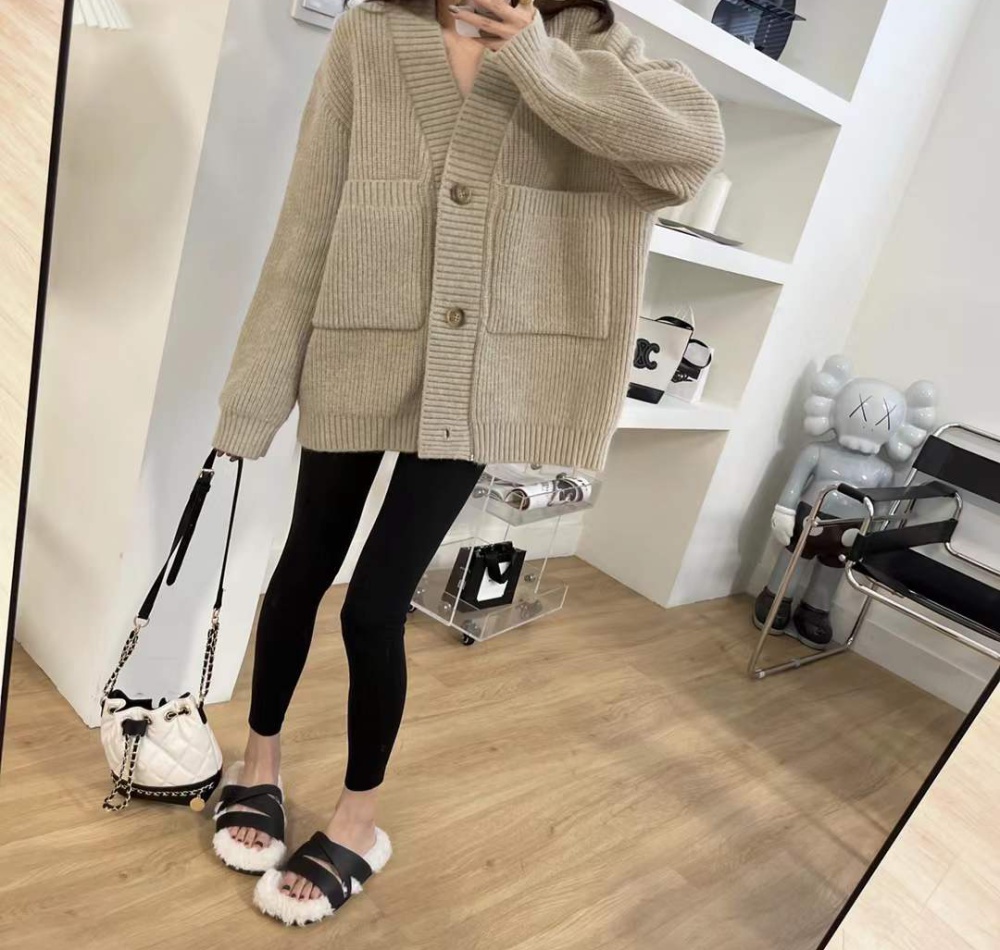 Lazy V-neck sweater Korean style thick coat for women