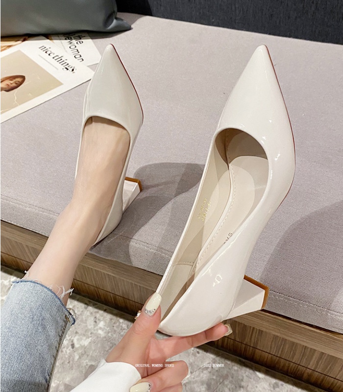 Simple shoes pointed high-heeled shoes