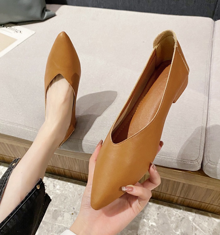Soft soles genuine leather flattie buff shoes for women