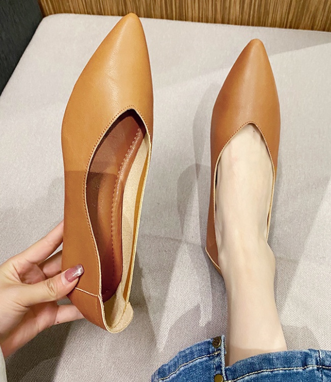 Soft soles genuine leather flattie buff shoes for women