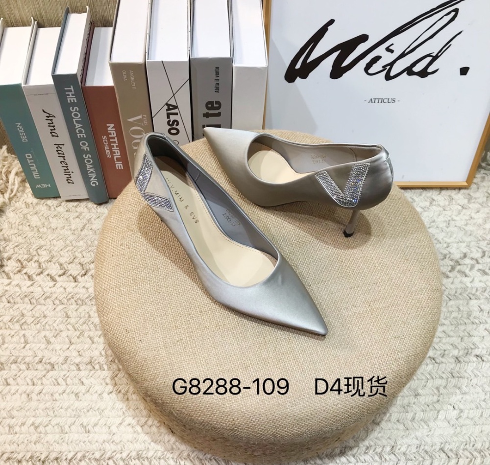 Low middle-heel shoes pointed fine-root high-heeled shoes