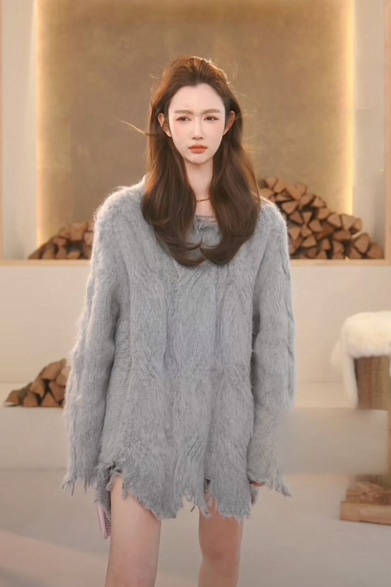 Show young lazy knitted gray tassels sweater for women