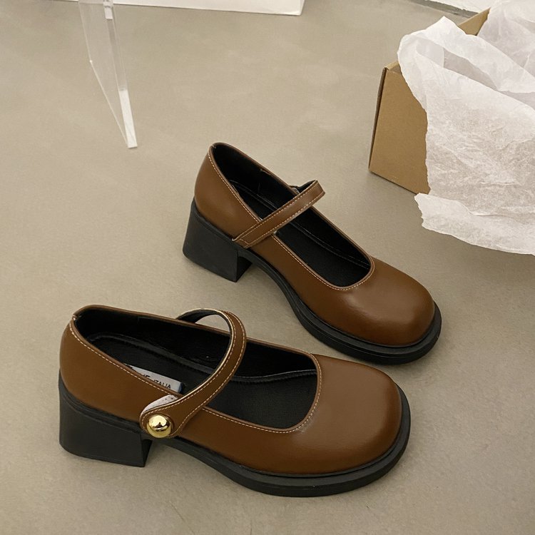 Low leather shoes square head shoes for women