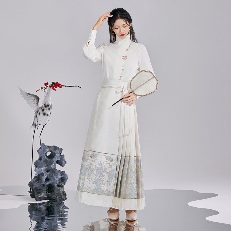 Obscure spring and summer shirt jacquard white skirt