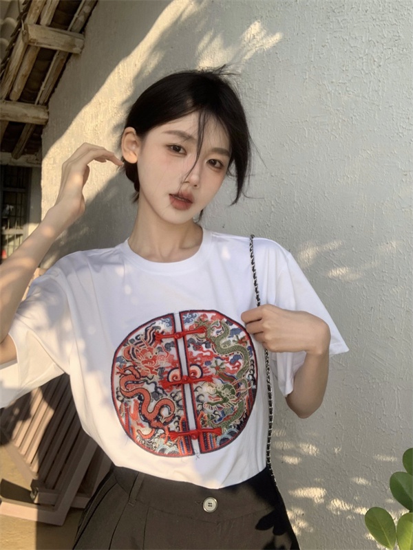 Round neck retro spring tops embroidery short sleeve T-shirt