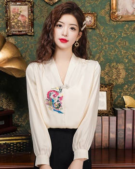 Chinese style embroidered shirt V-neck tops for women