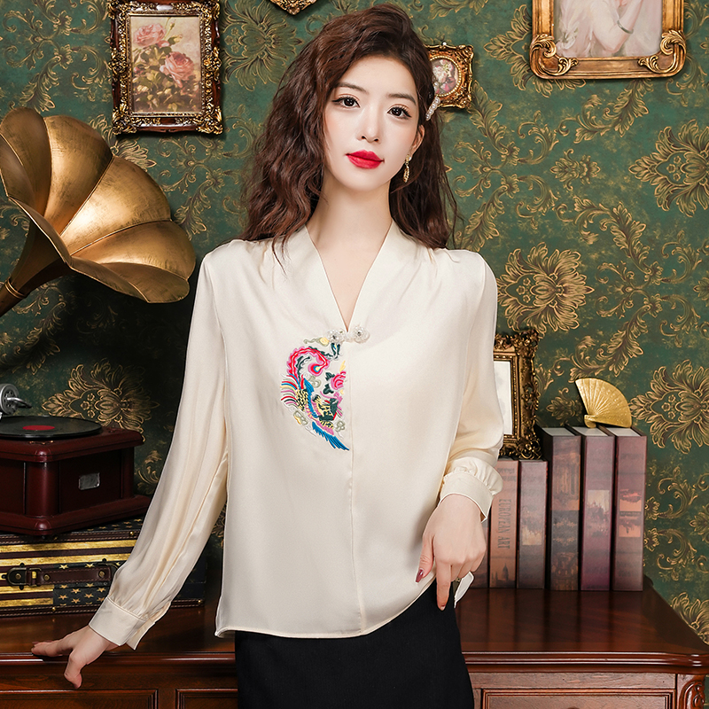 Chinese style embroidered shirt V-neck tops for women