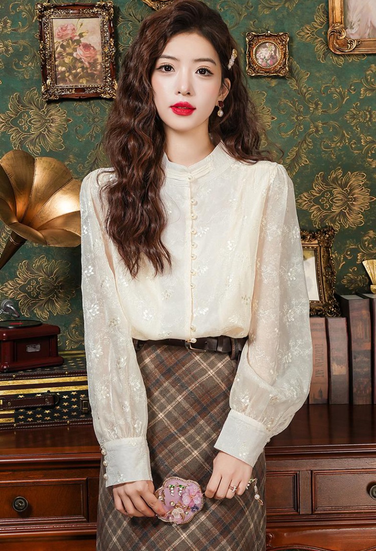 Long sleeve embroidered tops cstand collar shirt for women