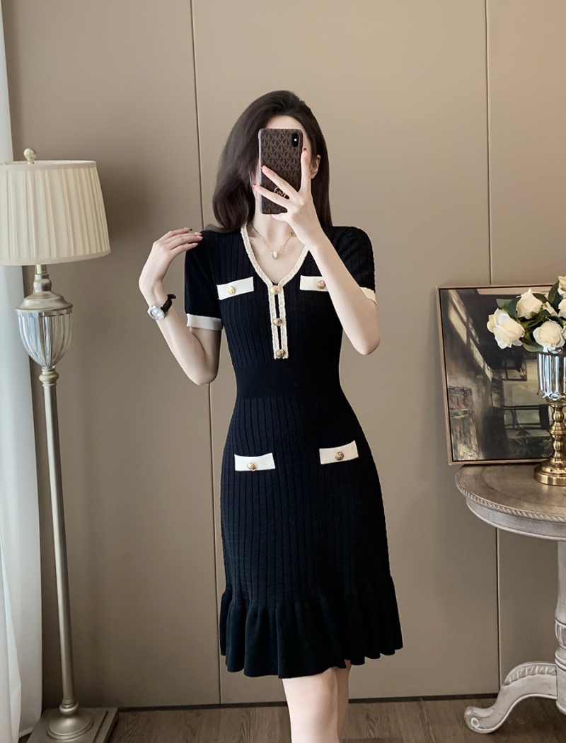 Black summer knitted short sleeve dress for women
