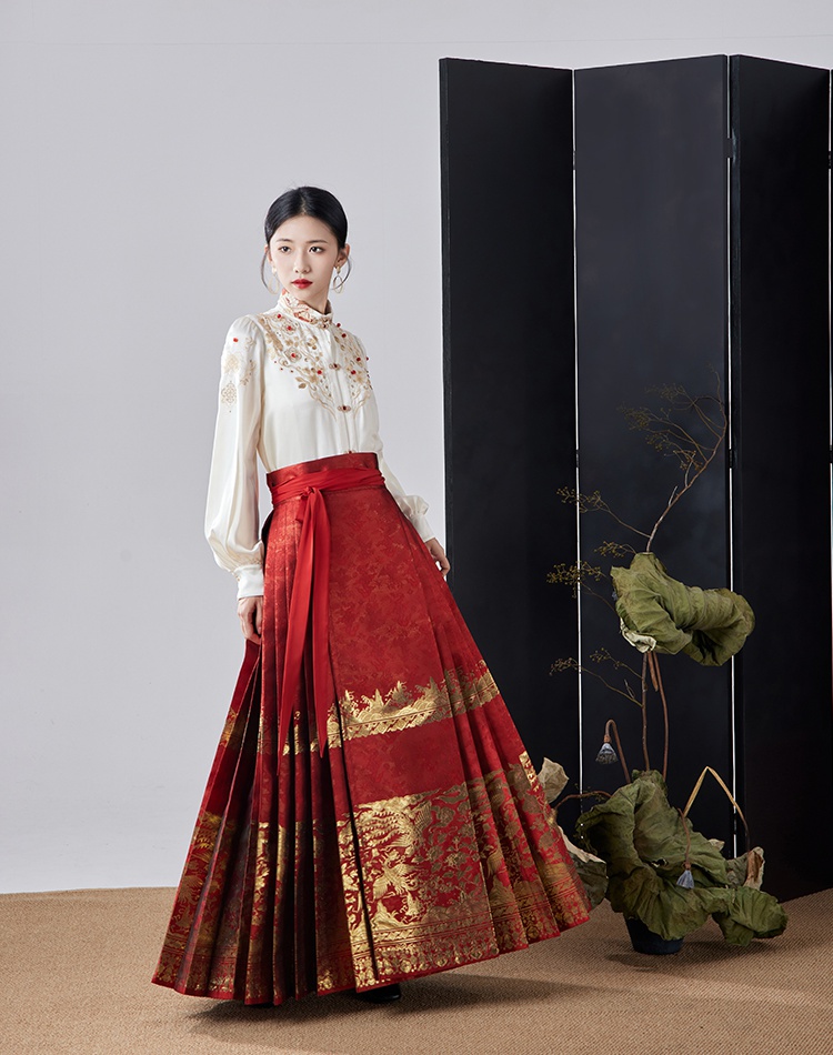 Wedding spring and summer shirt embroidery skirt