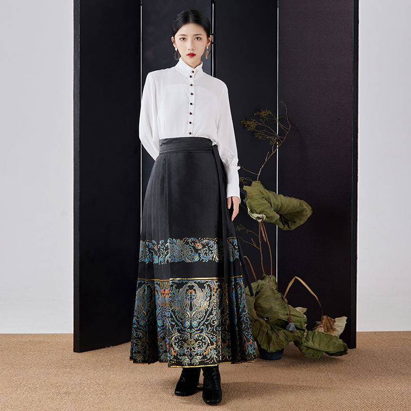 White cstand collar shirt spring and summer skirt