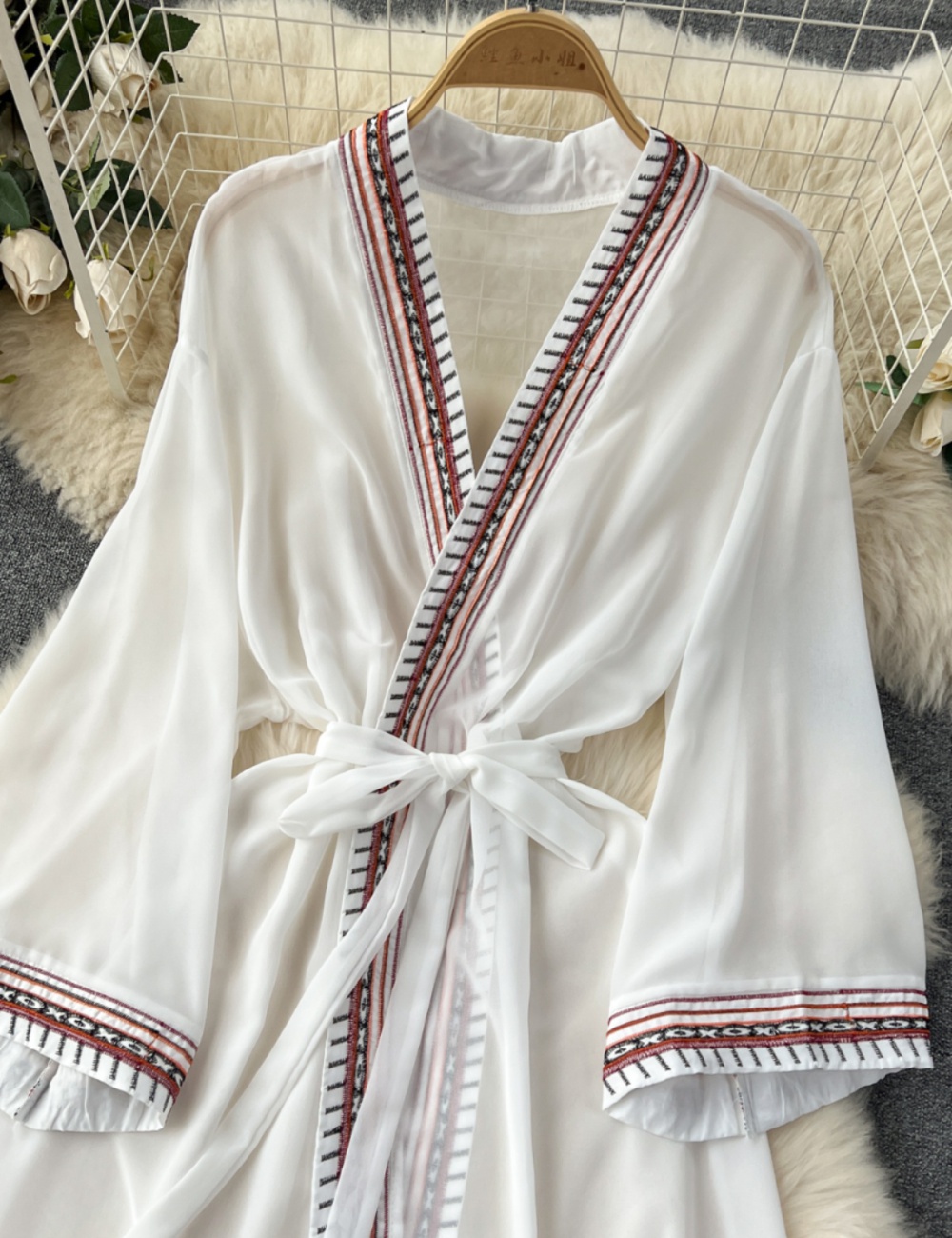 Thin slim vacation cardigan long embroidery shawl for women