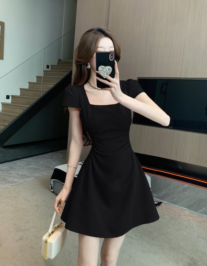 A-line temperament T-back pinched waist square collar dress