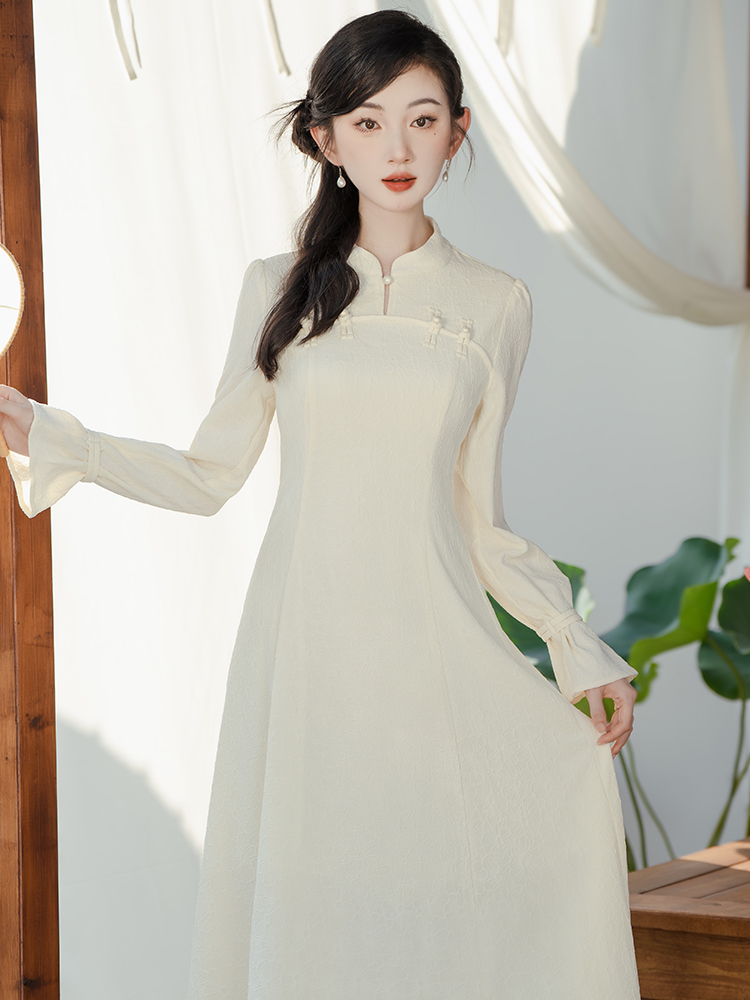 Chinese style dress