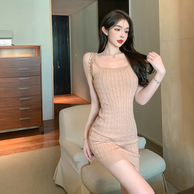 Sexy knitted sling fashion light dress for women