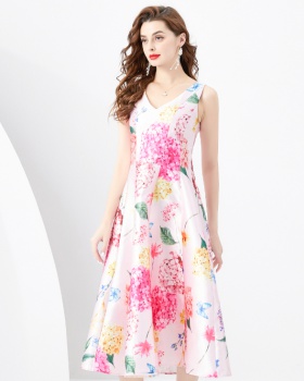 Spring and summer sleeveless printing V-neck retro long dress