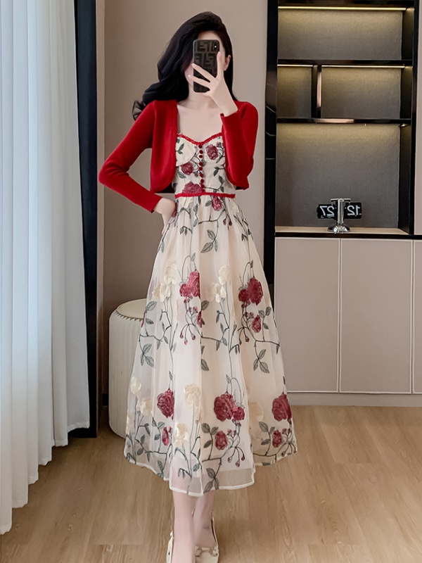 Floral France style sling stereoscopic red embroidery dress