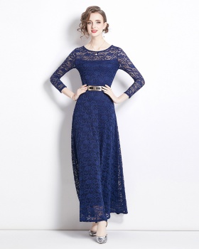 Lace A-line embroidery dress