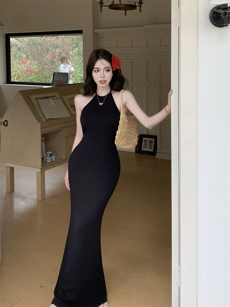 Slim temperament sexy long dress black halter dress