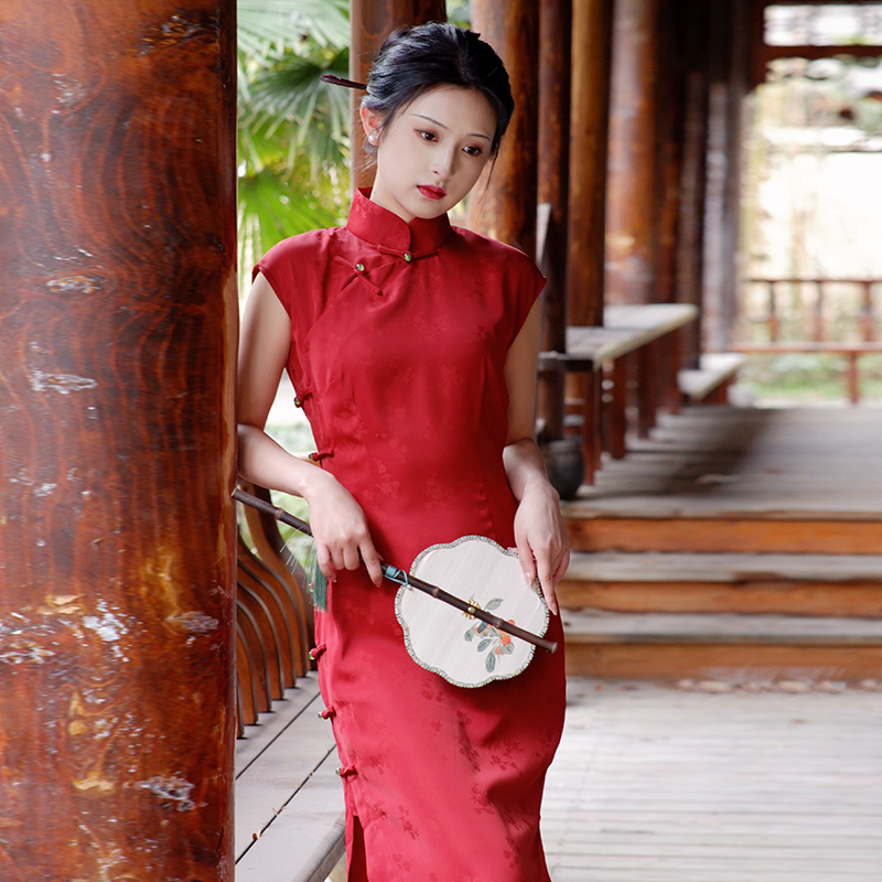 Long Chinese style dress jacquard slim cheongsam