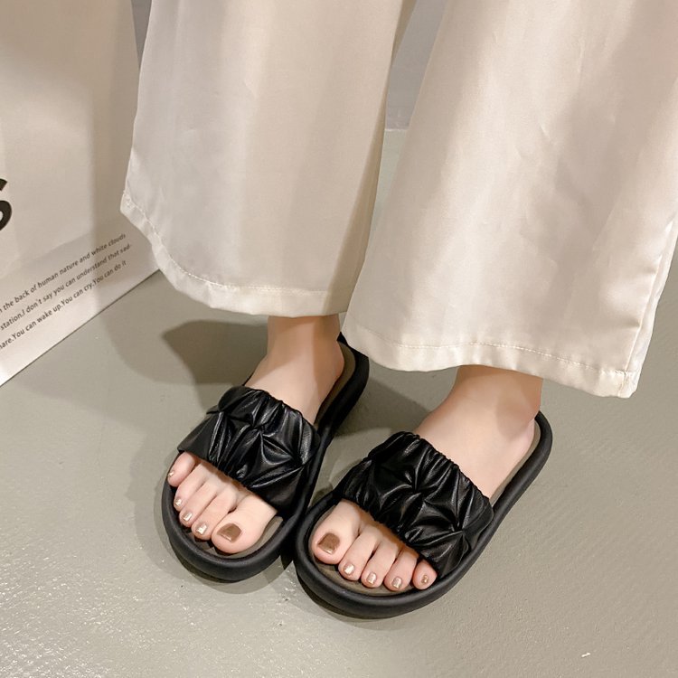 Summer Korean style slippers sandy beach shoes for women
