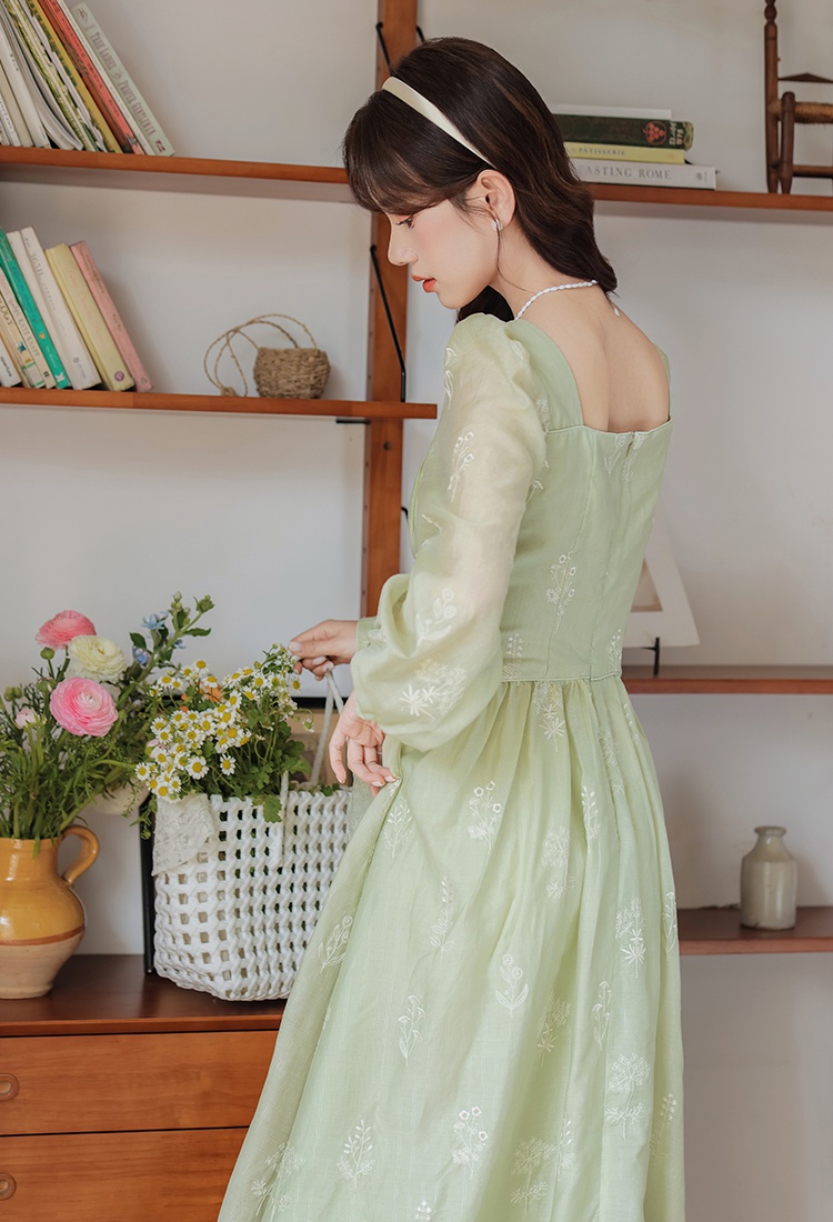 Long sleeve France style floral embroidery green dress