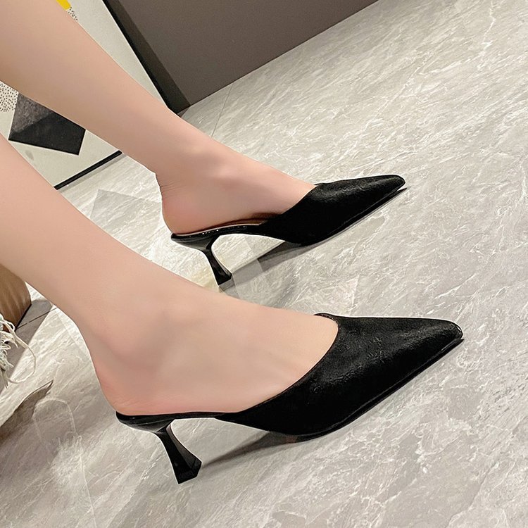 Fine-root pointed summer slippers for women
