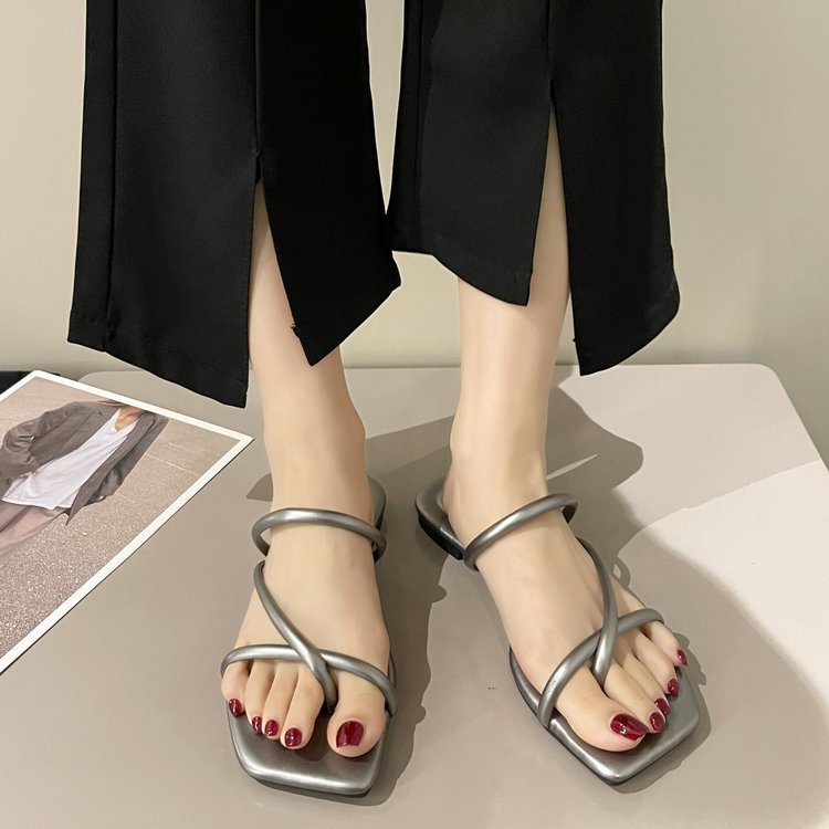 Casual flat large yard  Korean style summer slippers for women