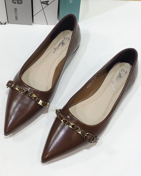 Flat rivet soft soles low all-match shoes for women