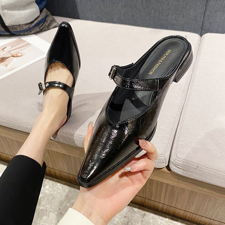 Pointed soft soles flat spring slippers for women