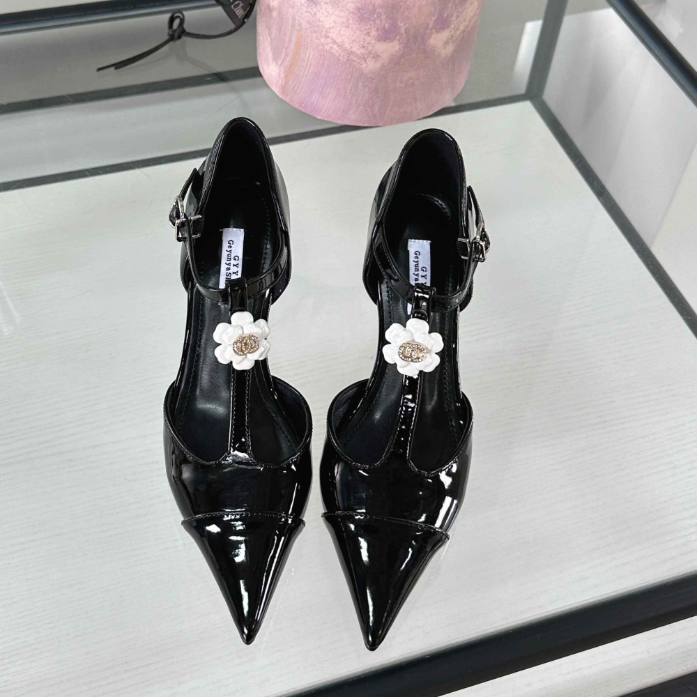 Chanelstyle fine-root low pointed shoes